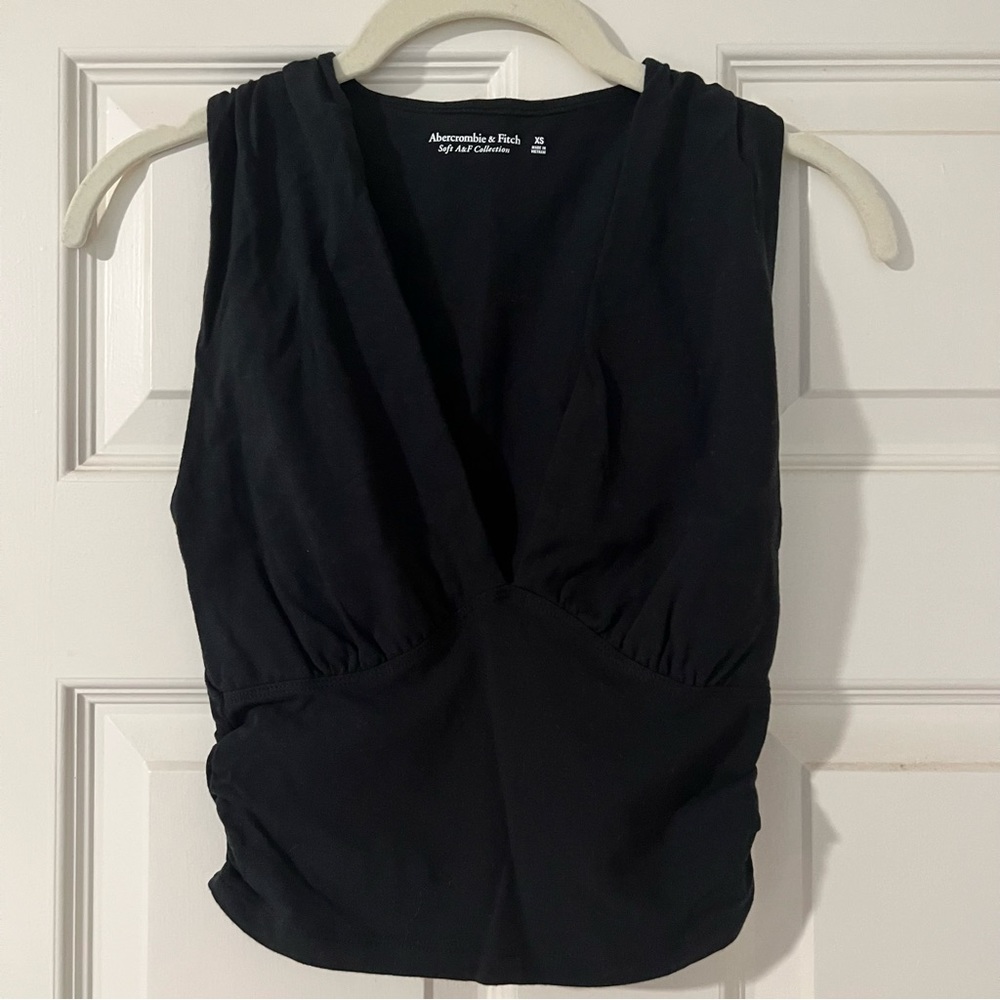 A&F soft collection deep V crop top